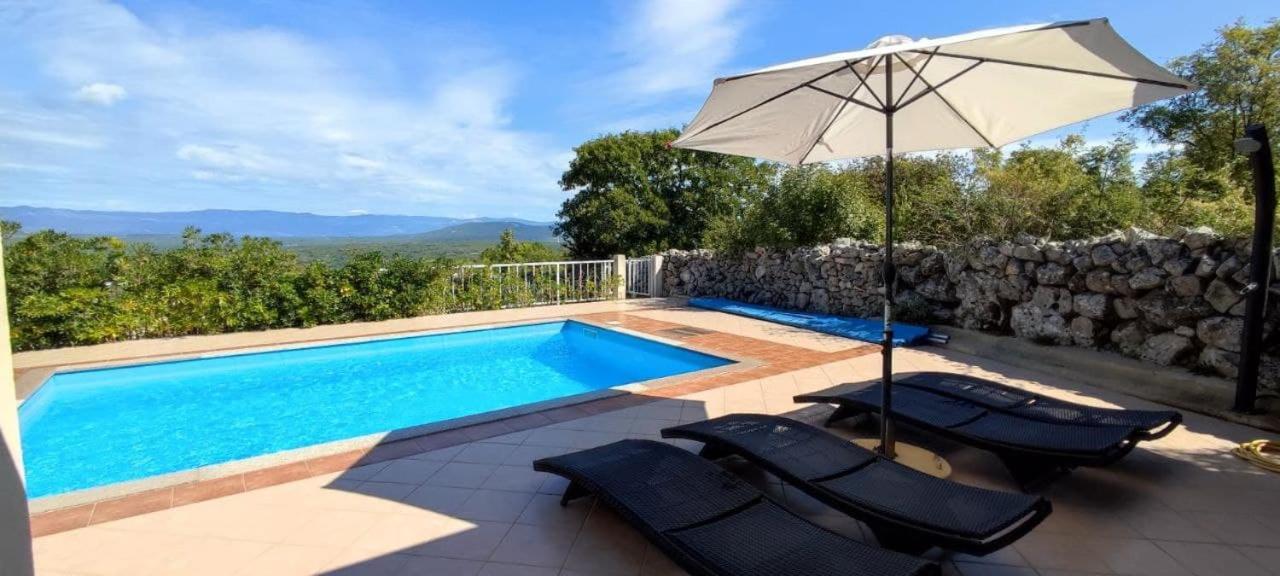 Villa Veglia Vrh  ภายนอก รูปภาพ