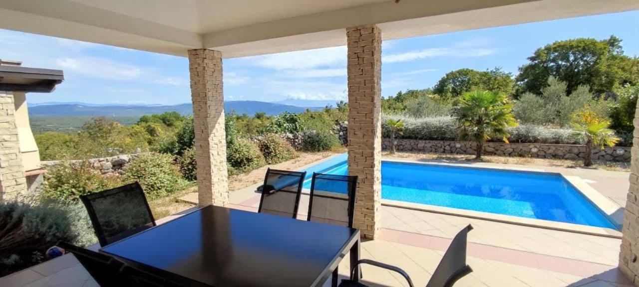 Villa Veglia Vrh  ภายนอก รูปภาพ