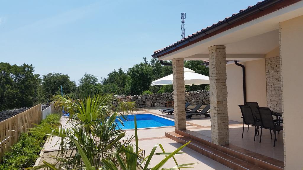 Villa Veglia Vrh  ภายนอก รูปภาพ